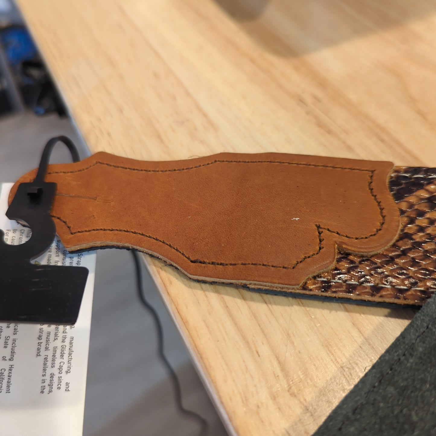 Franklin VNTG 2" Snake Strap cognac snakeskin