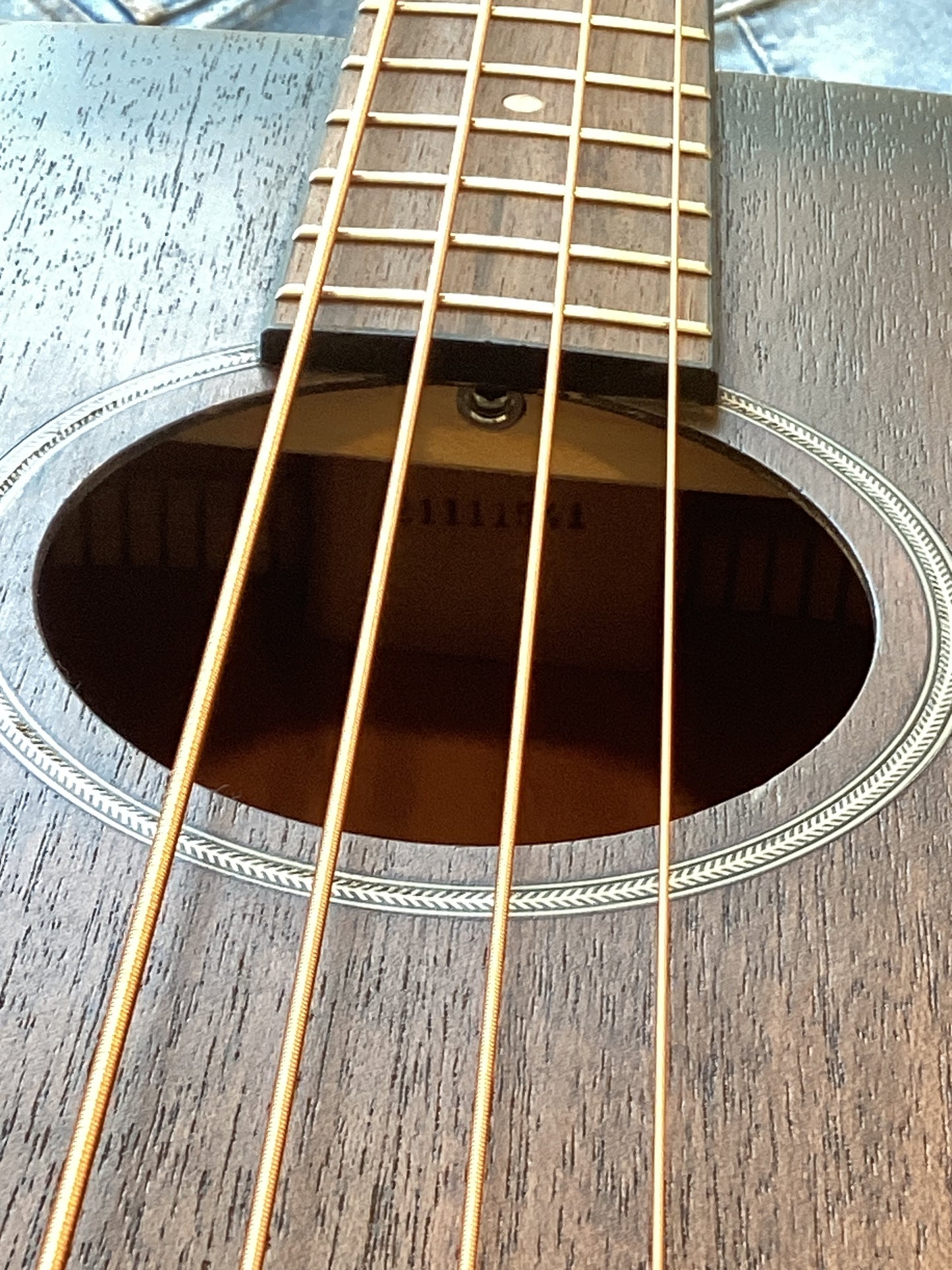Vintage 440WK Bass