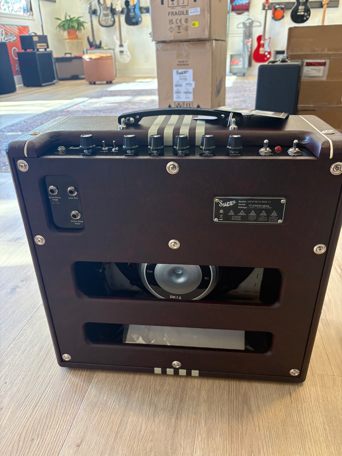 Supro Delta King 12" Burgundy