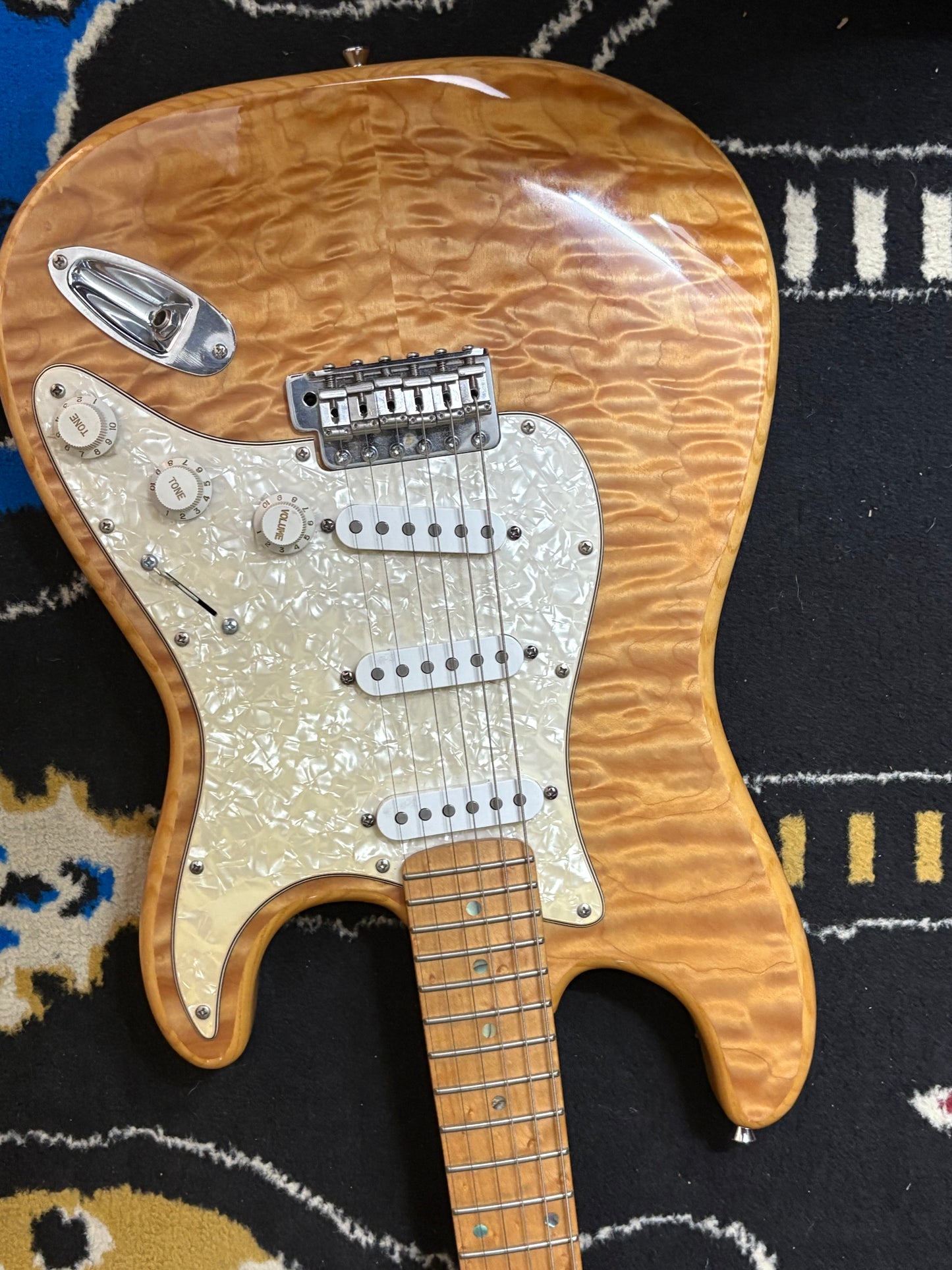 USED Strat Quilt Top Foto Flame