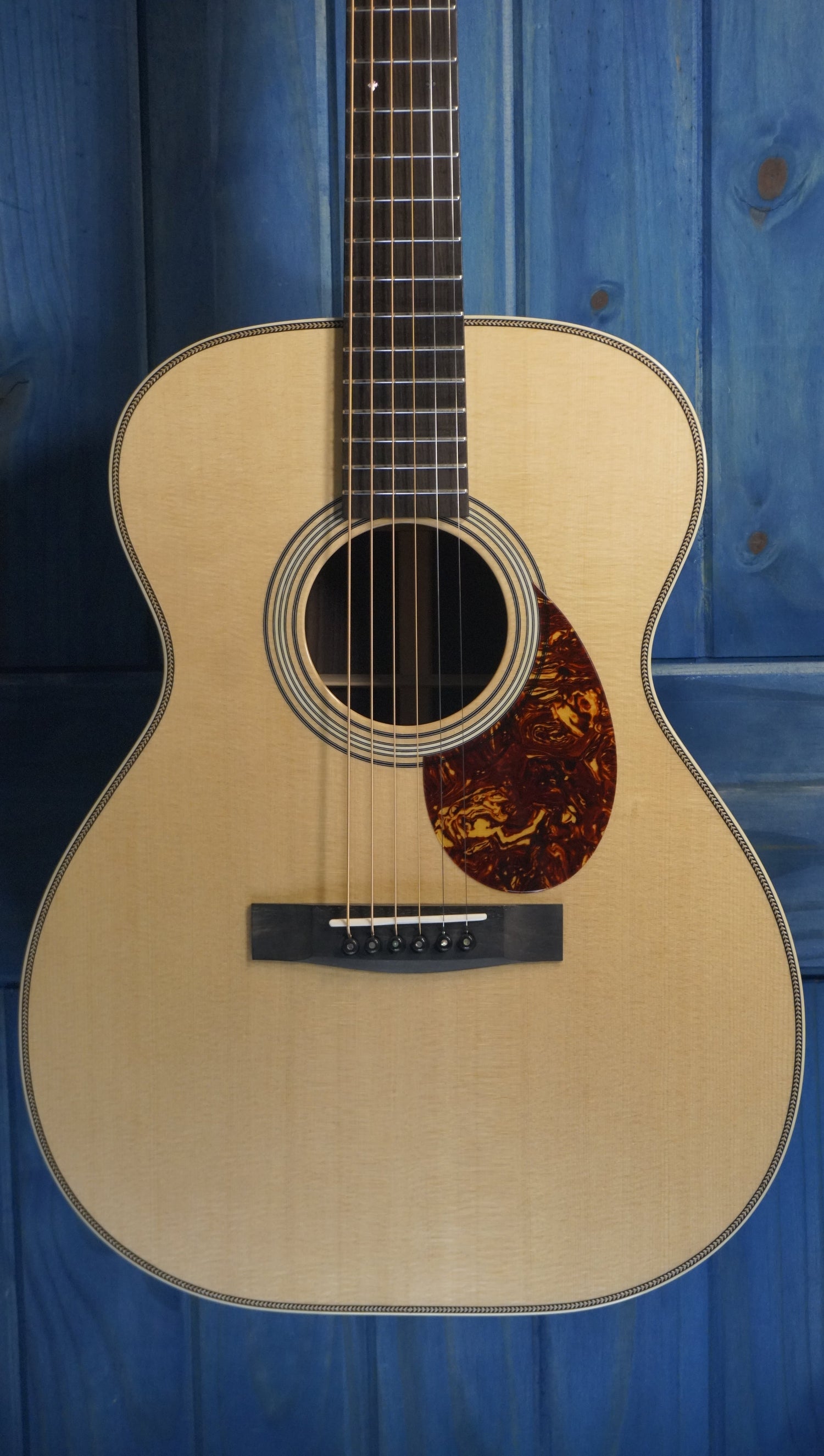 Huss & Dalton Acoustic