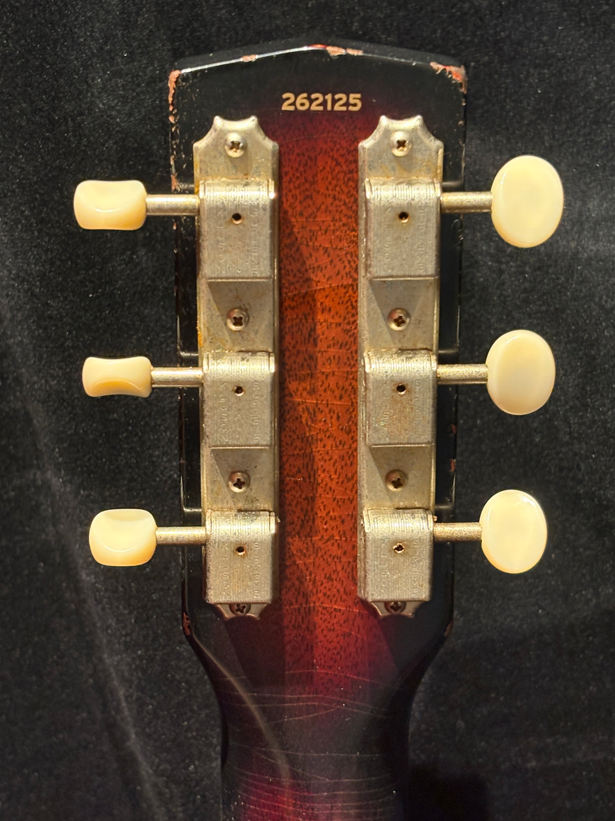 Rock N Roll Relics Black Heart 3 Burst