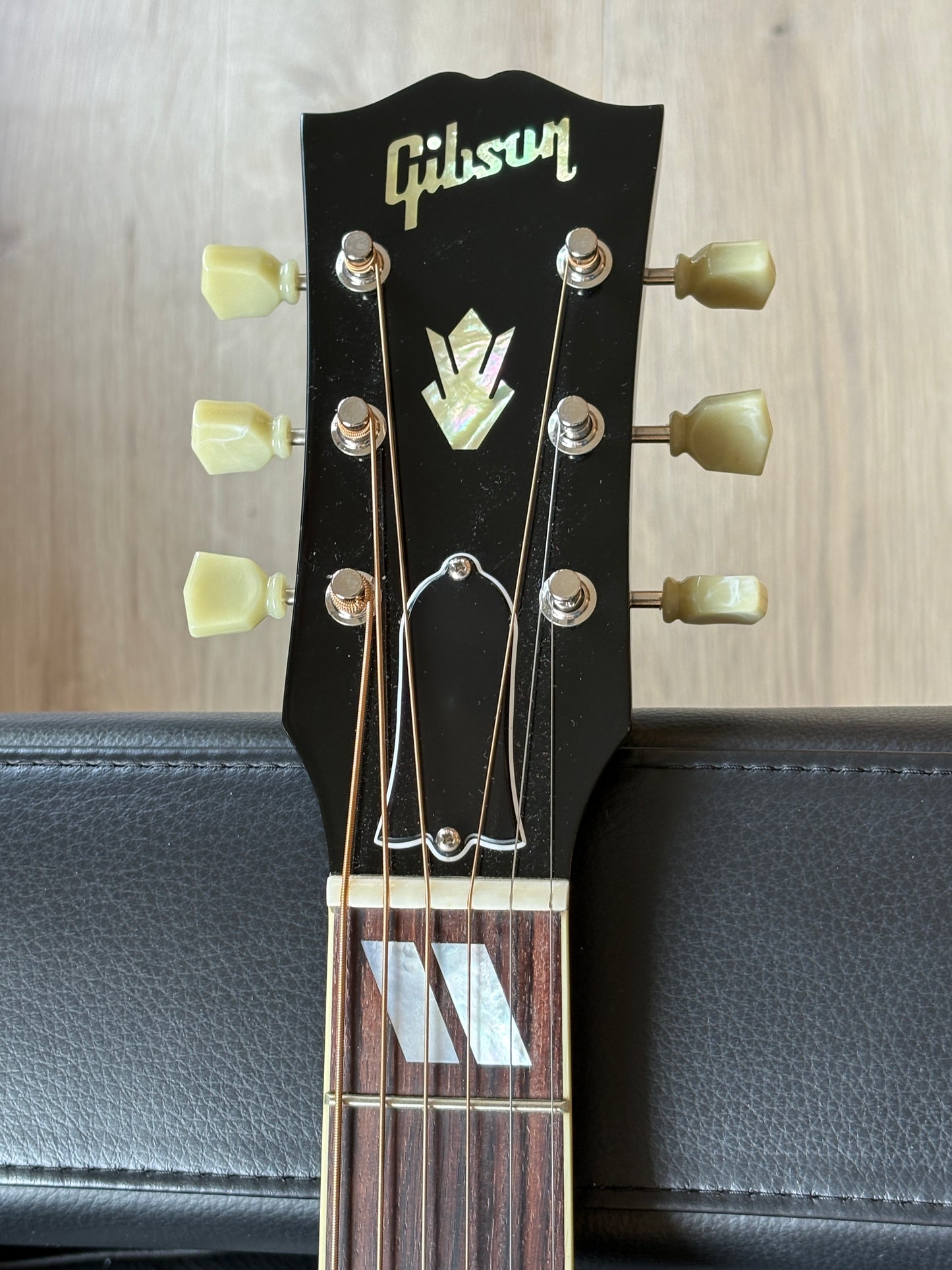 USED Gibson J-185 Vintage Burst 2025