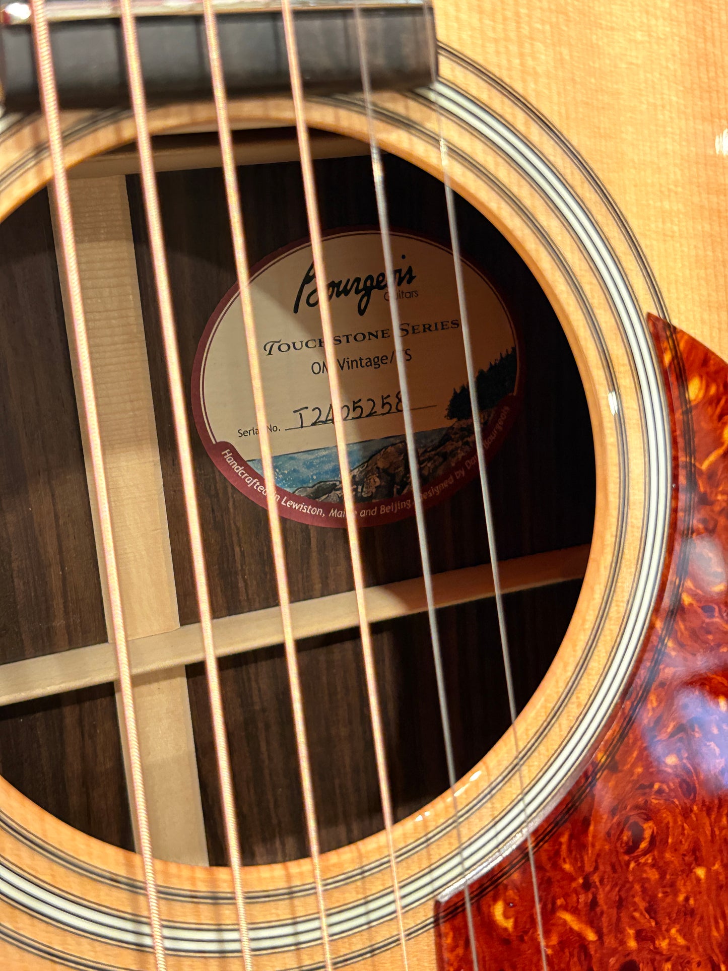 Eastman Bourgeois Touchstone Series OMV/TS