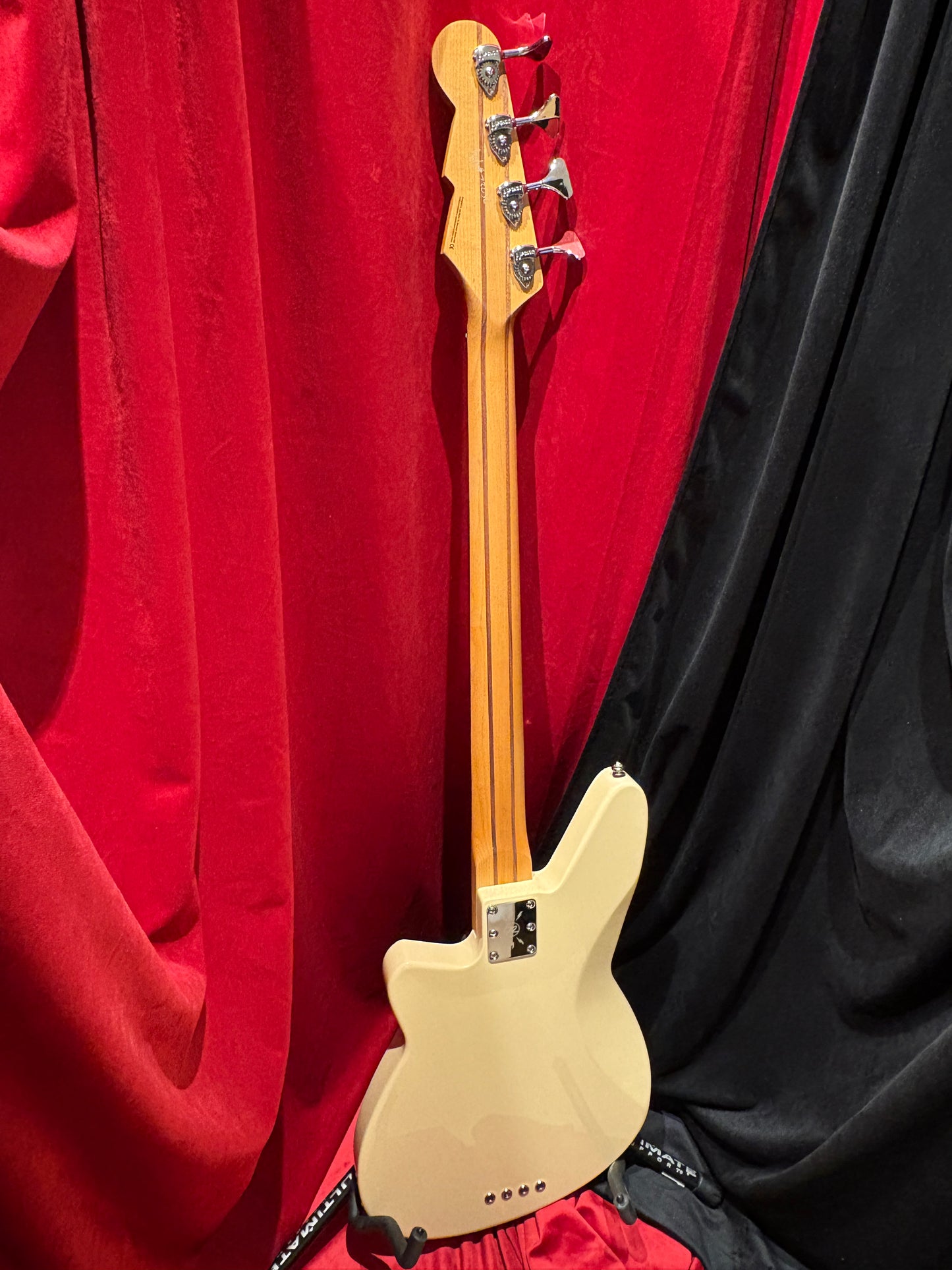 Reverend Decision SandStone