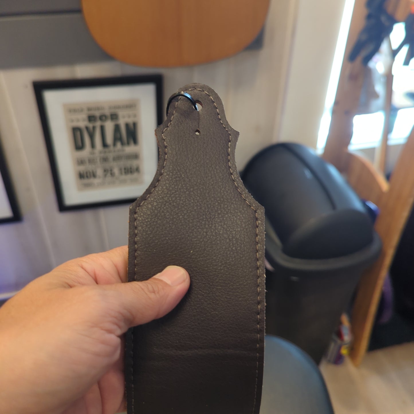 Franklin 3" Glove Leather/ Buck