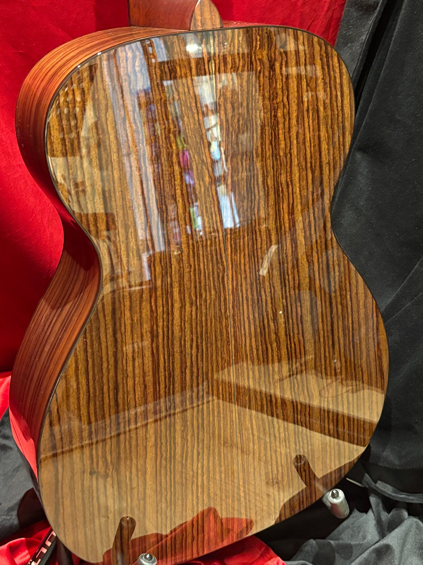 Huss & Dalton T-OO14