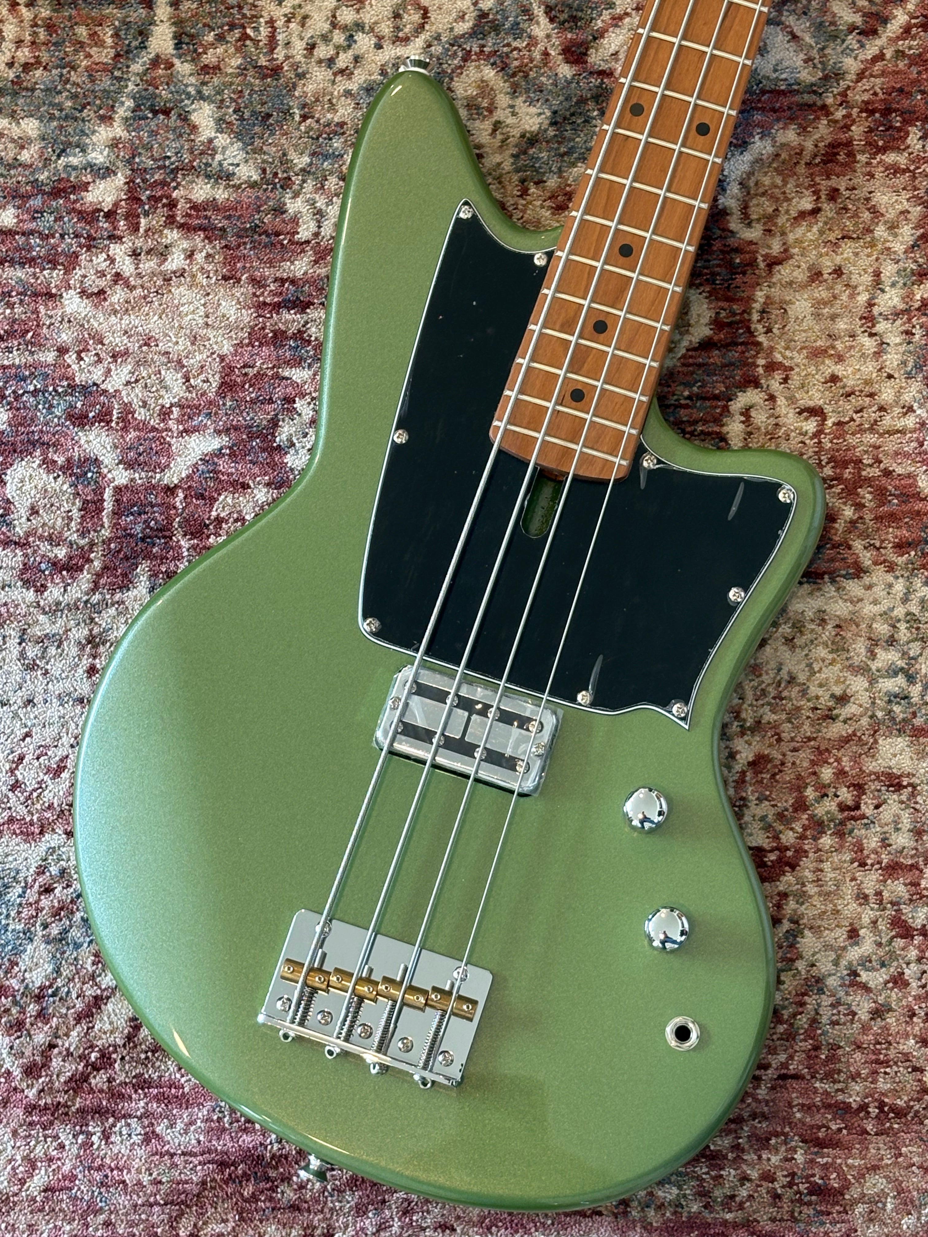 Ashdown Roasted Capri Onyx Green – Rusty's Cool Guitars