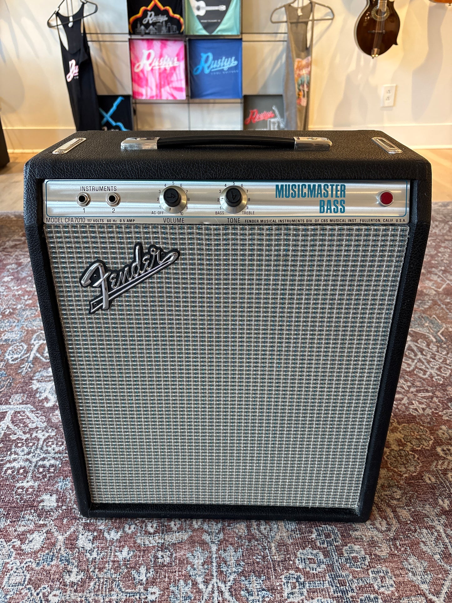 USED Fender MusicMaster Bass Amp