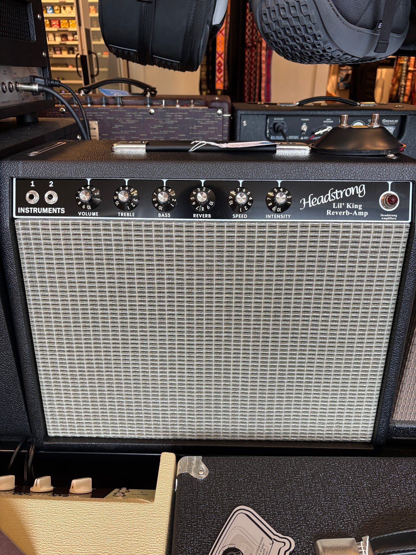 Headstrong Lil King Black Tolex