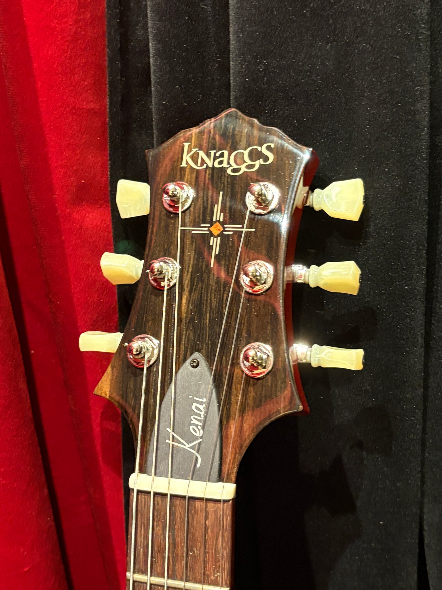 Knaggs Kenai Cherry Burst