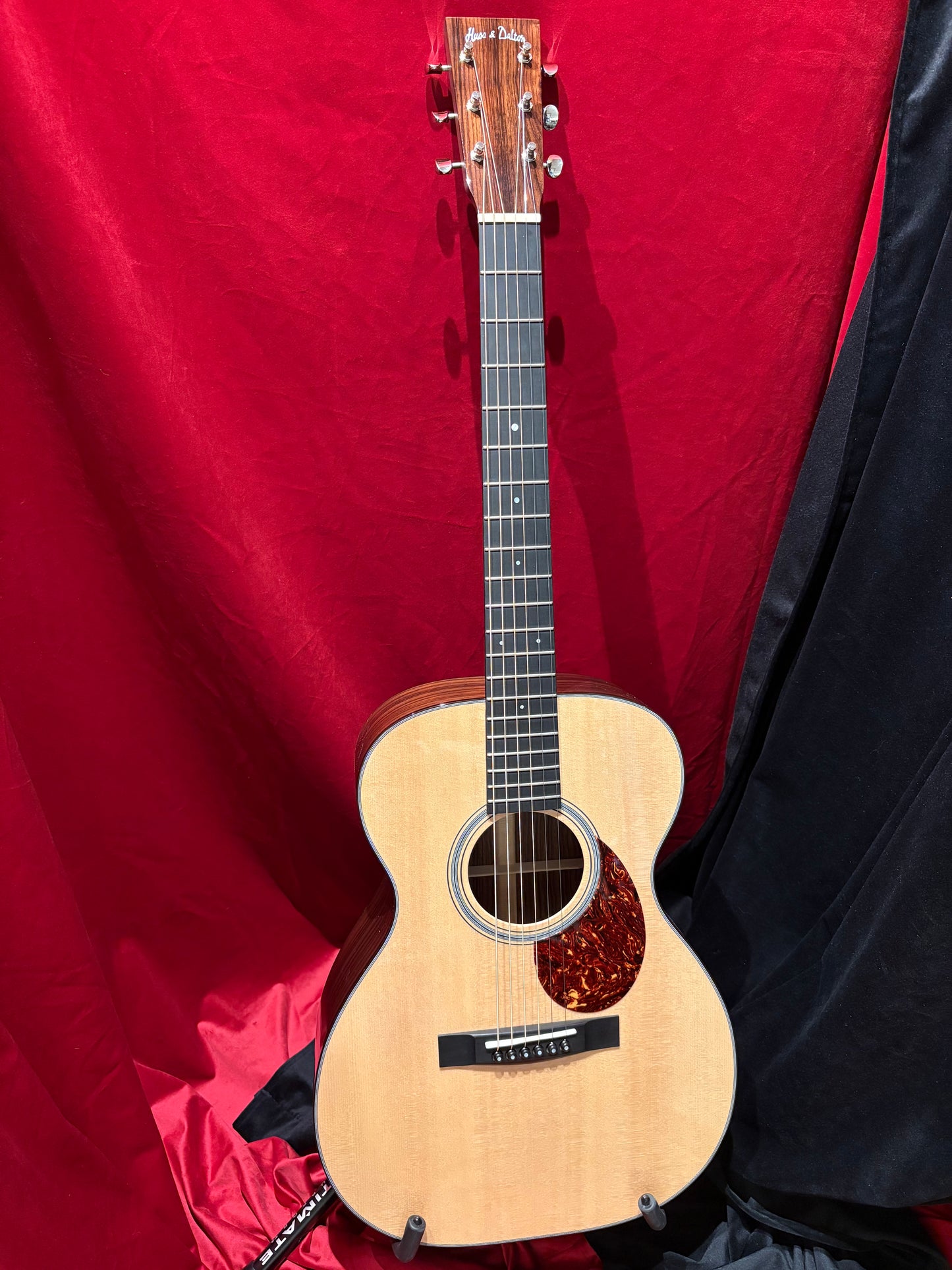 Huss & Dalton T-OO14