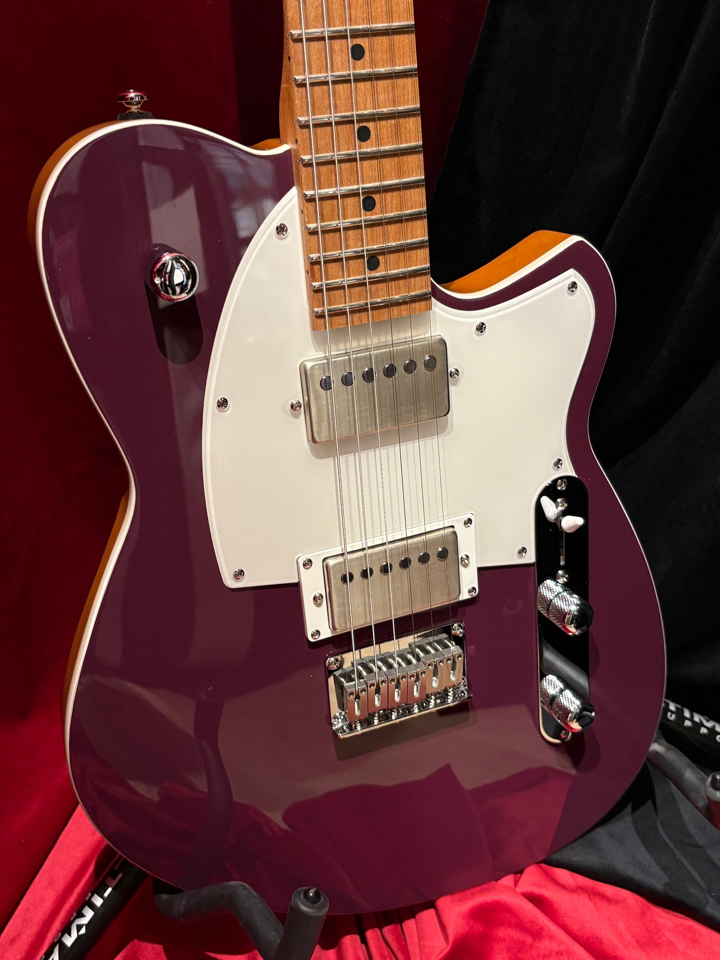 Reverend Charger HH Purple Punch
