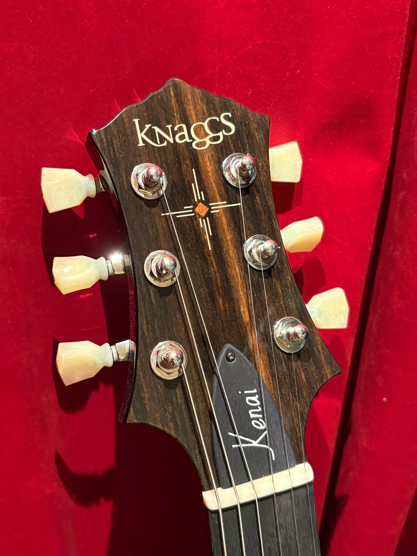 Knaggs Kenai Charcoal Burst