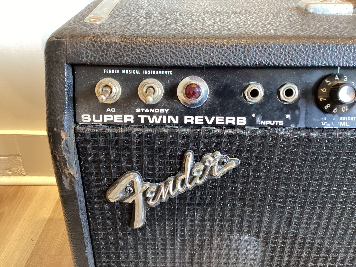 USED Fender Super Twin Reverb