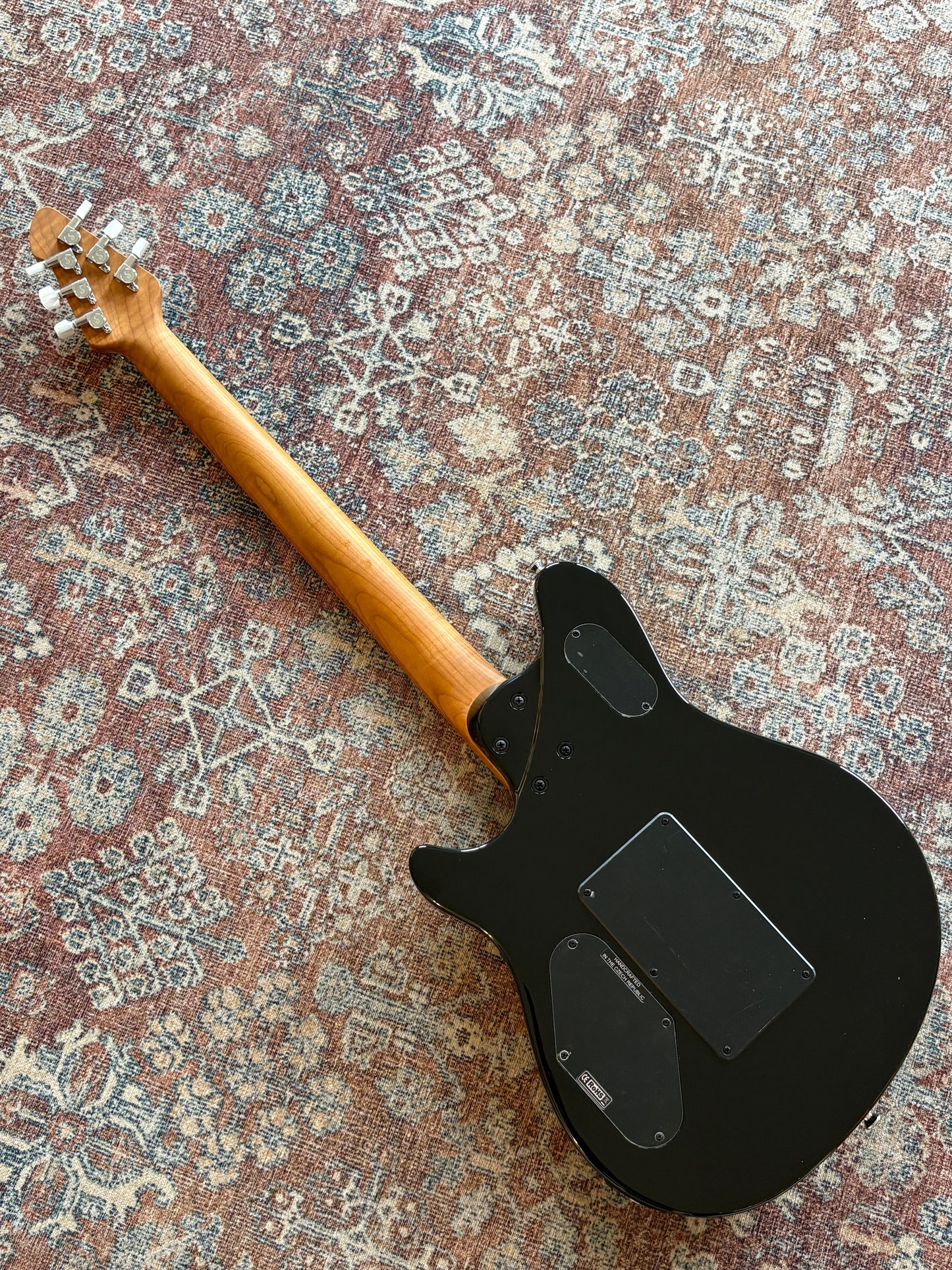 USED Peavey HP2 Poplar Burl