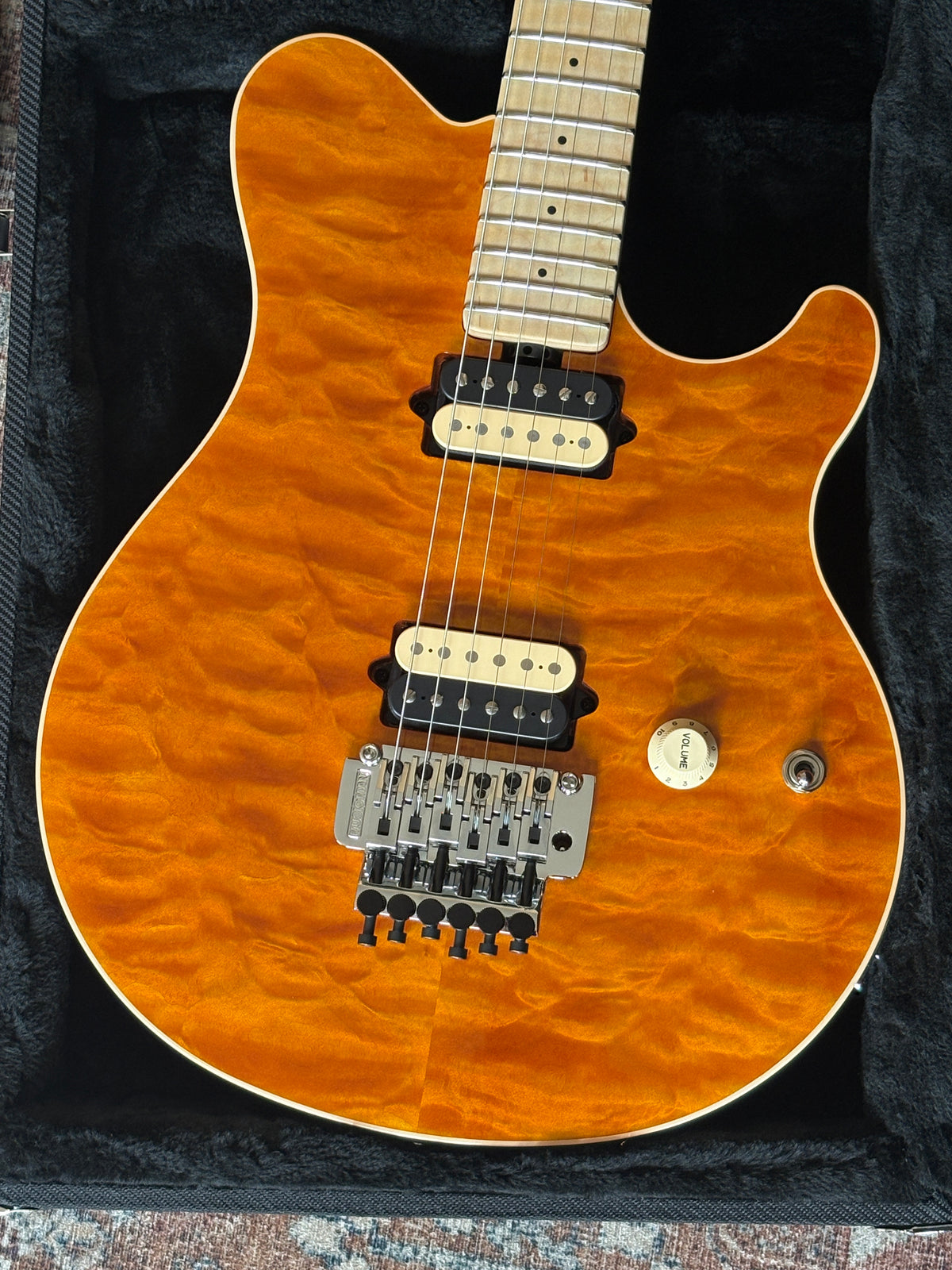 Ernie Ball Axis Premium One