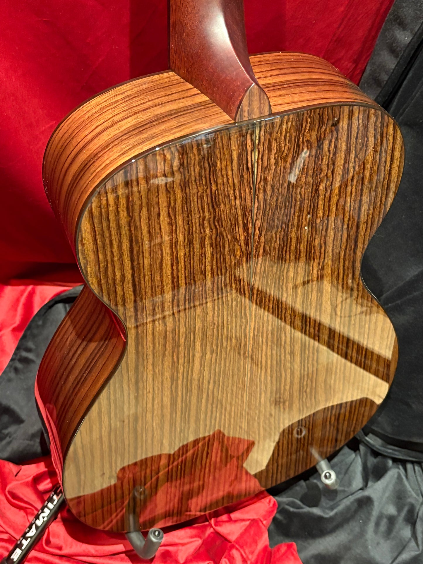 Huss & Dalton T-OO14