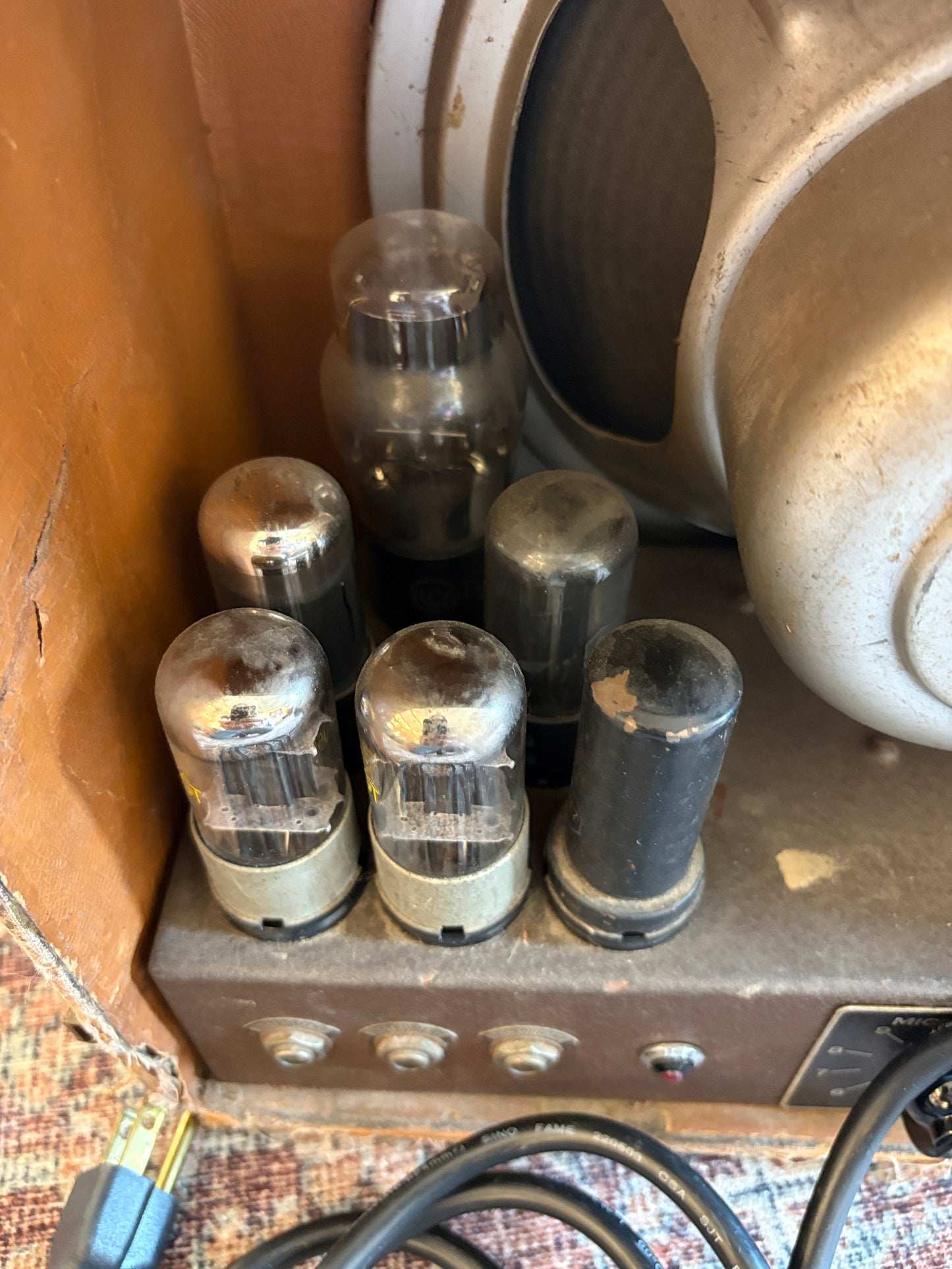 USED Gibson EH-100 Amp