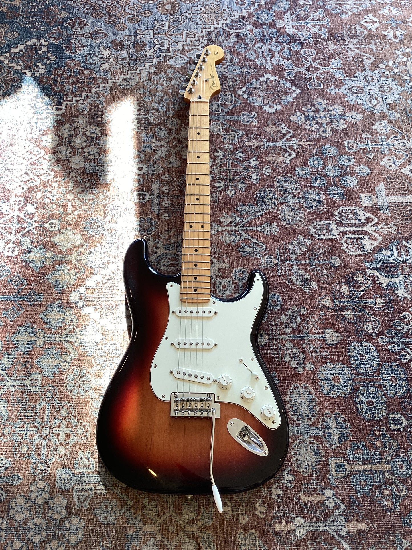 USED Fender Player Stratocaster Sunburst