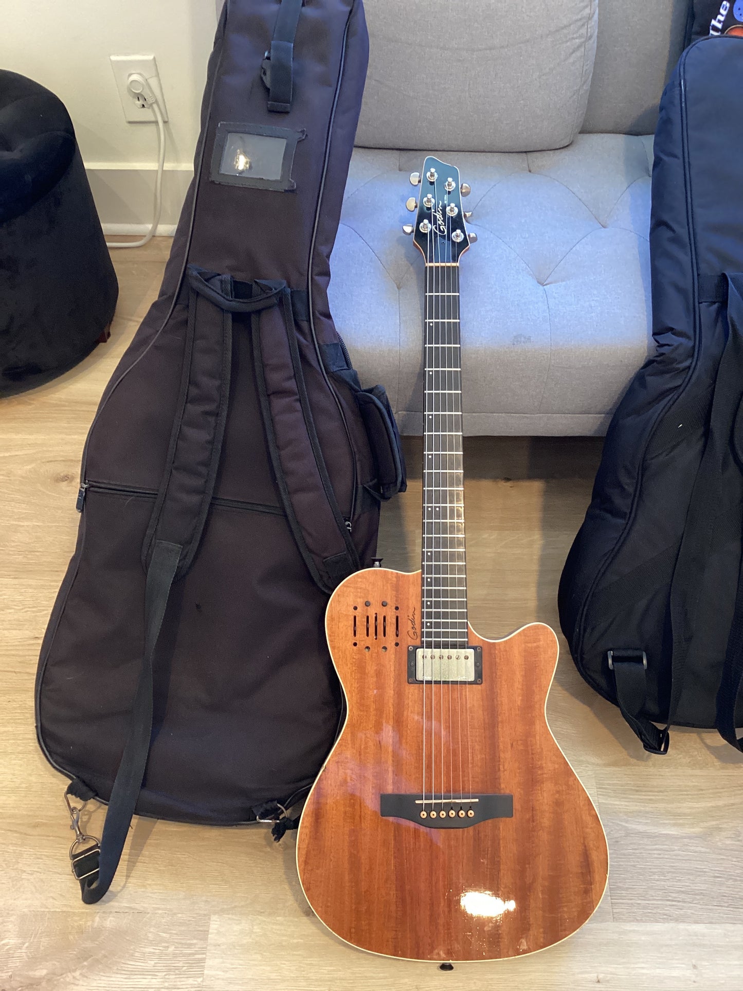USED Godin A6 Ultra Koa