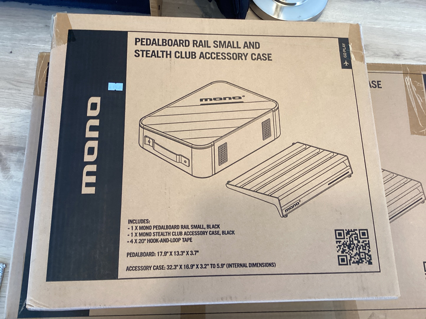 MONO RAIL PEDALBOARD & BAG