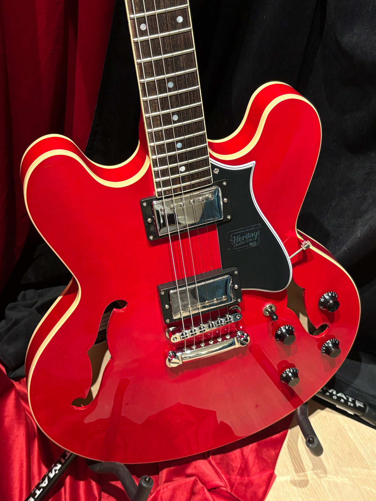 Heritage H-535 Translucent Cherry