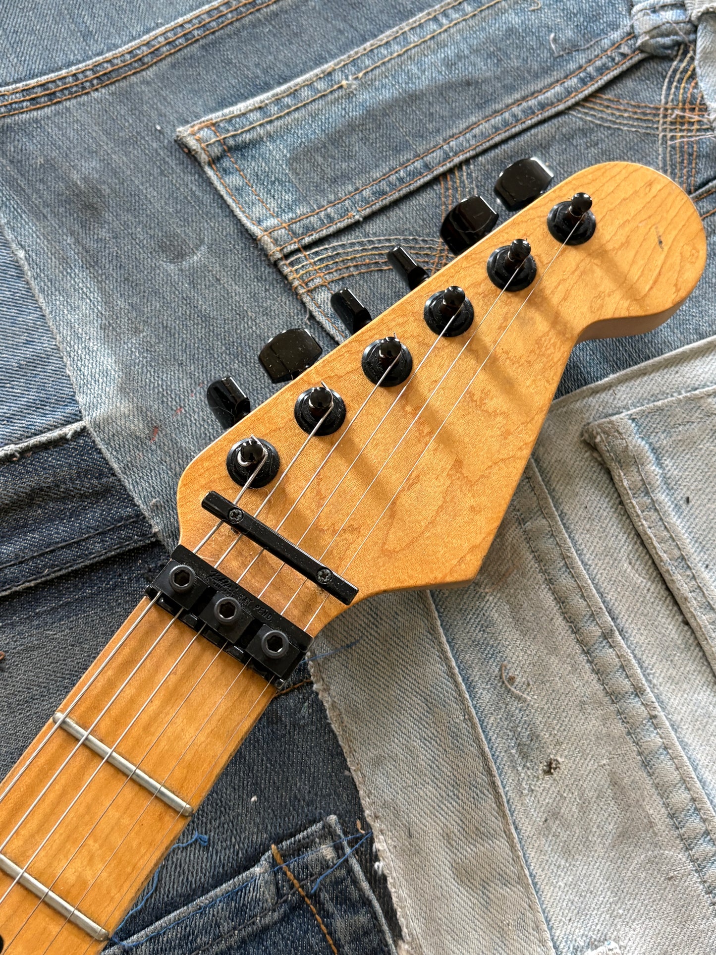USED Partscaster W MIDI pickup Floyd Rose