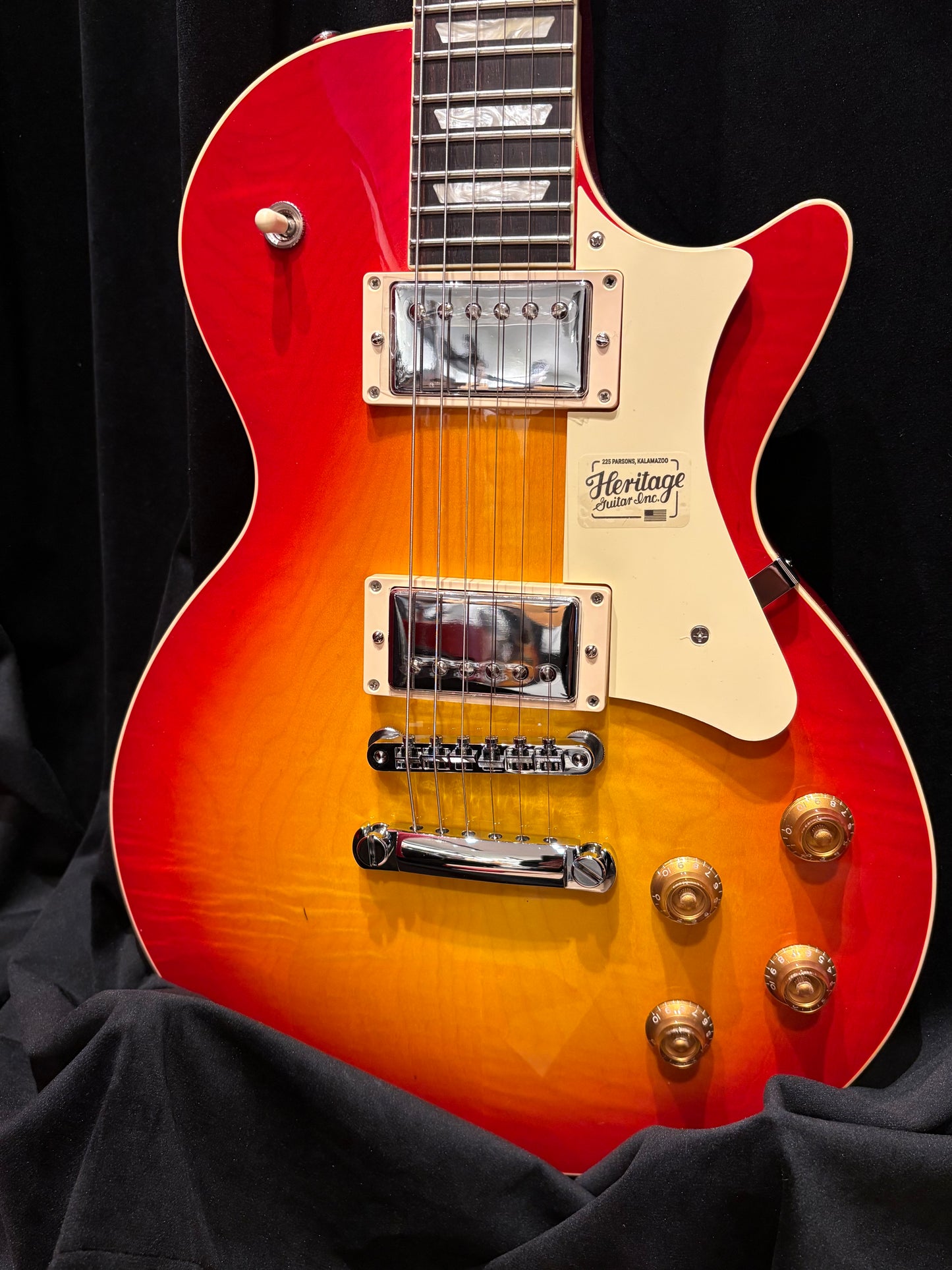 Heritage H-150 Standard Cherry Burst
