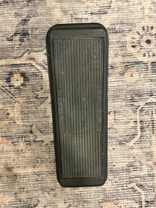 USED CryBaby Wah w Box
