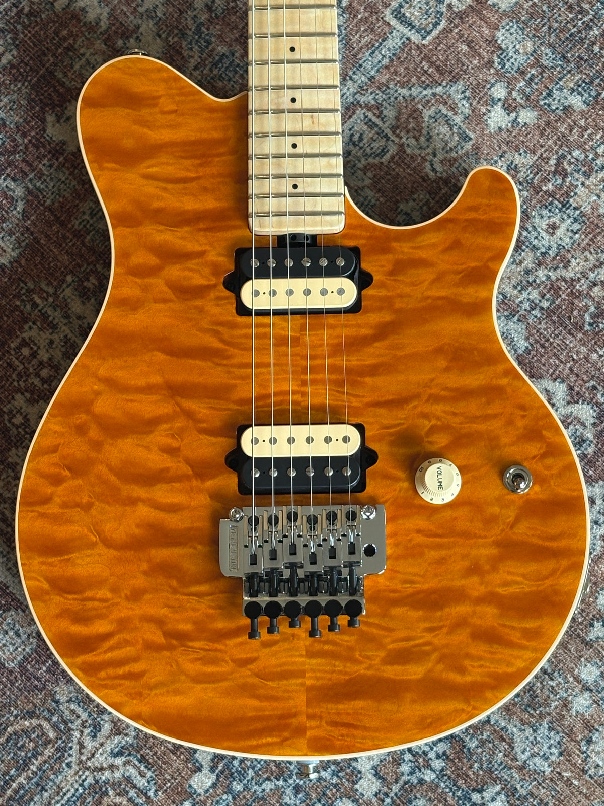 Ernie Ball Axis Premium One