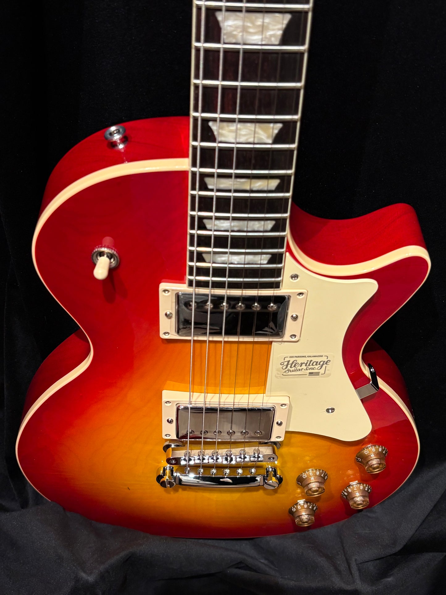Heritage H-150 Standard Cherry Burst