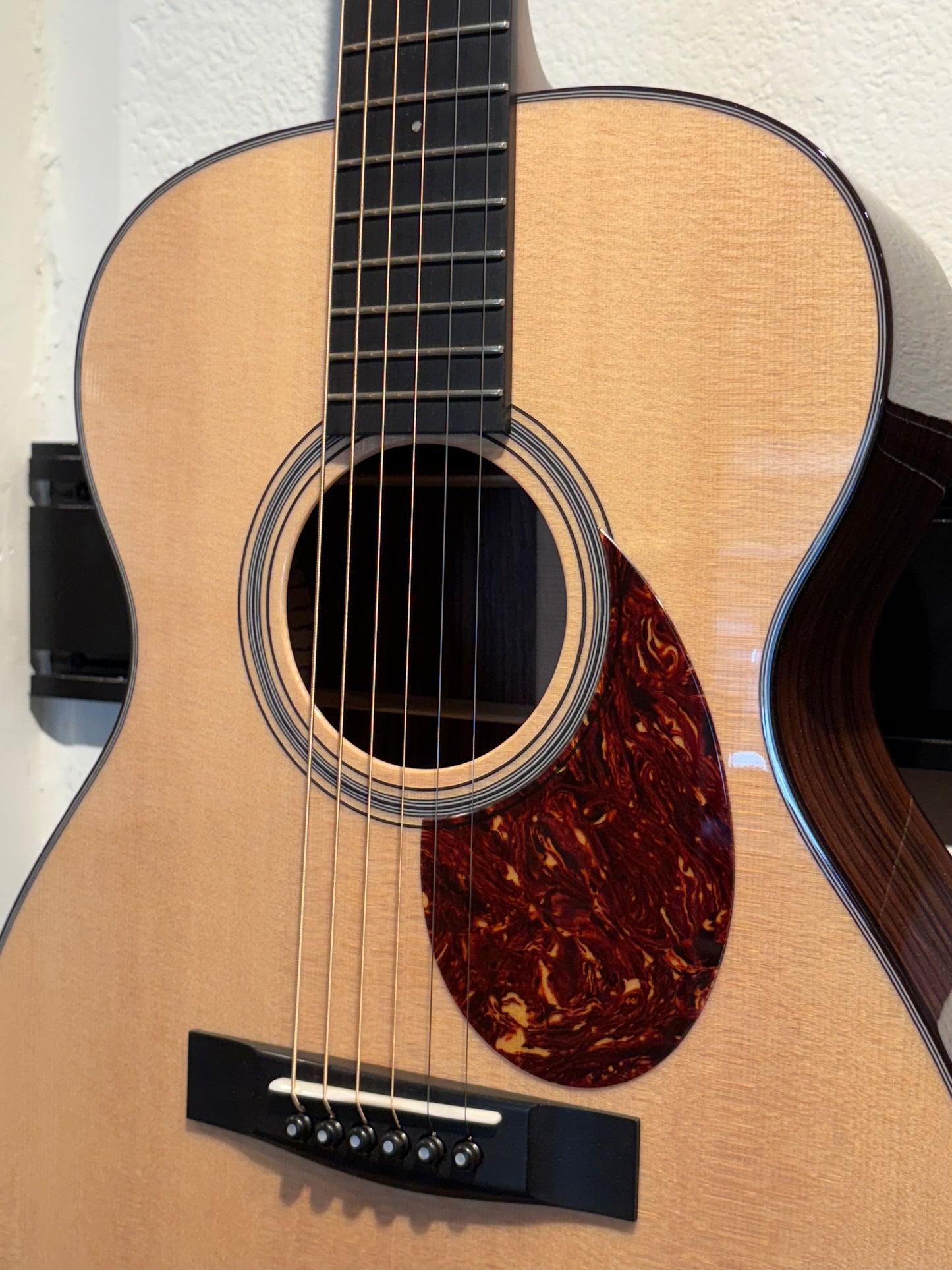 Huss & Dalton T-OO14