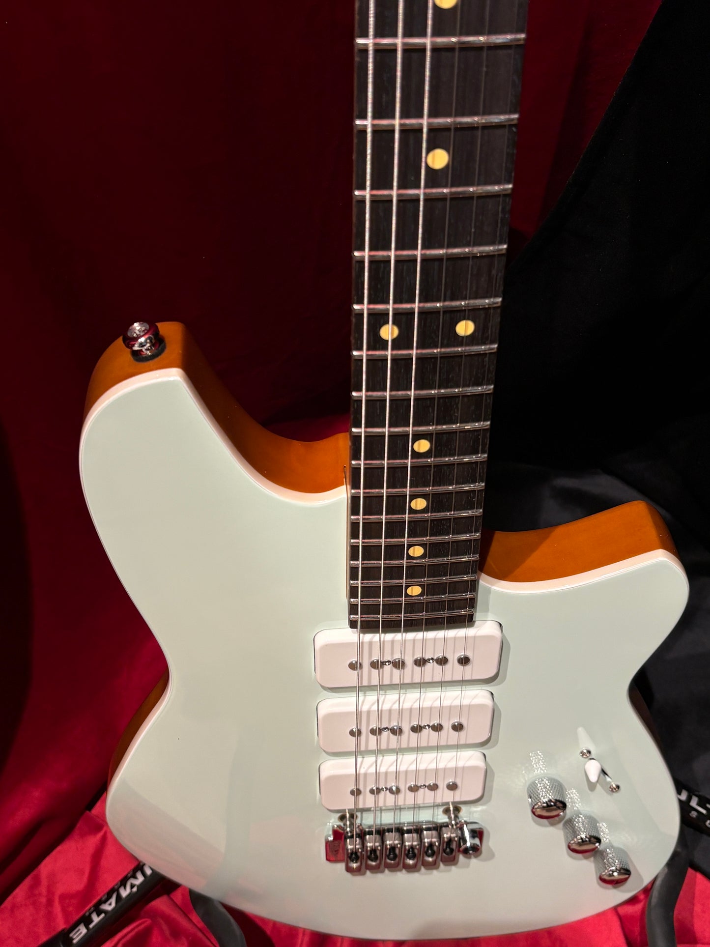 Reverend Kingbolt 390 Iconic Blue