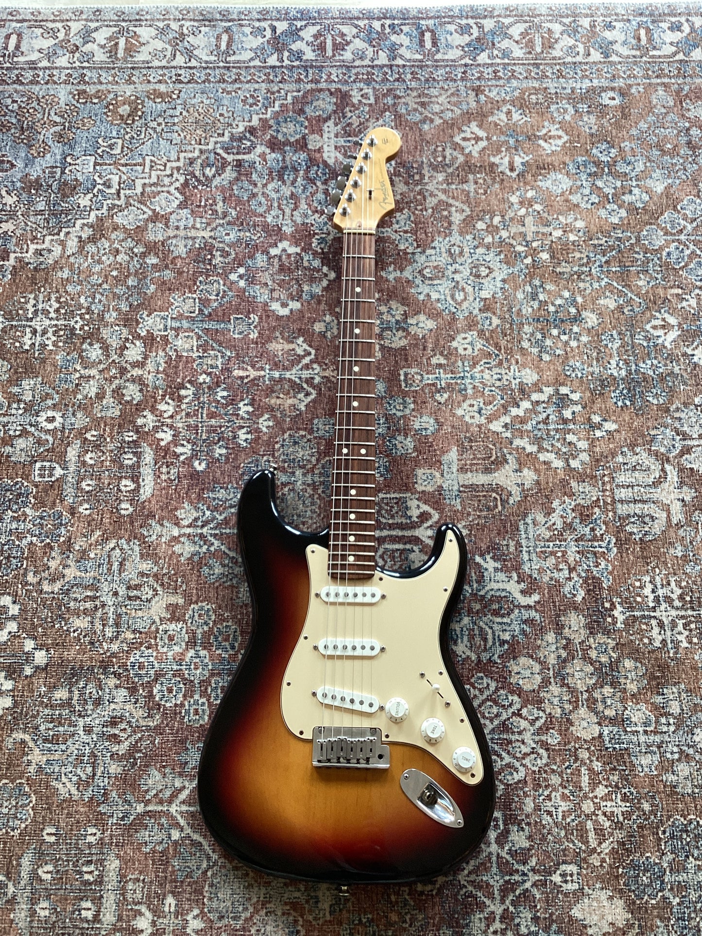 USED Fender Stratocaster MIA 2004