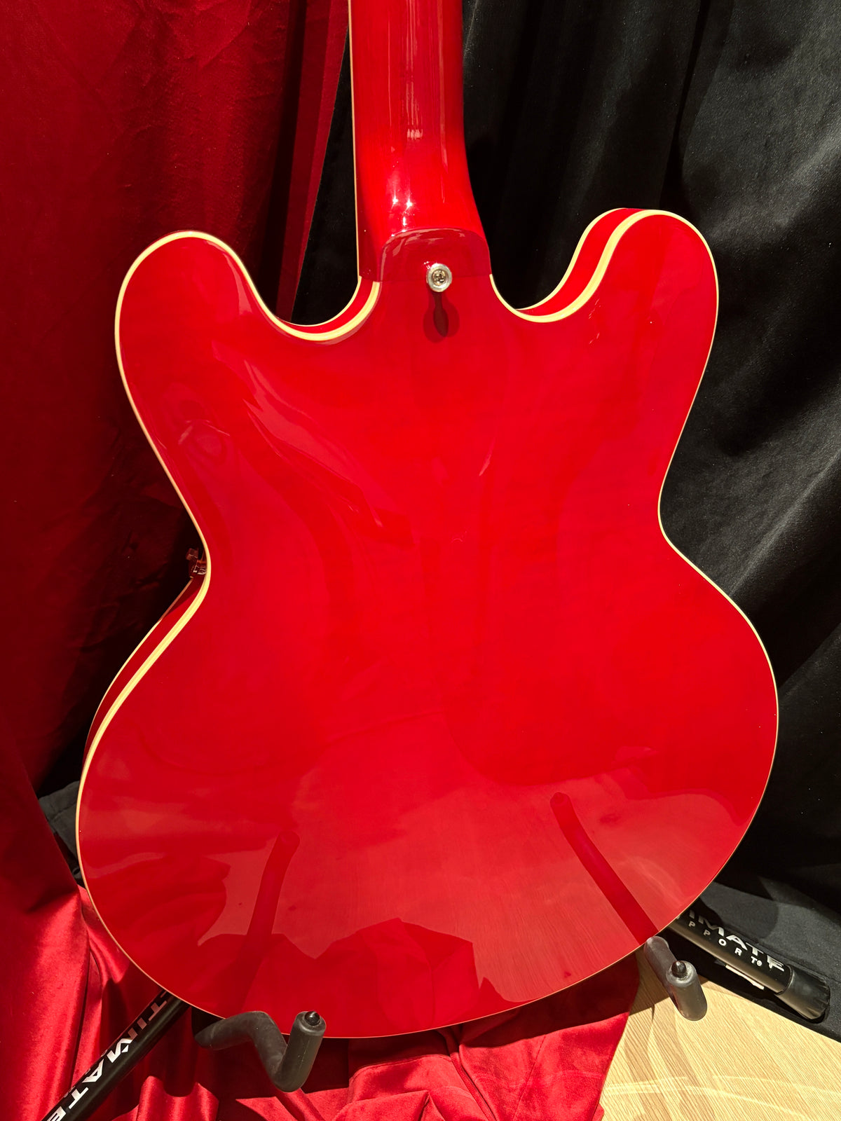 Heritage H-535 Translucent Cherry