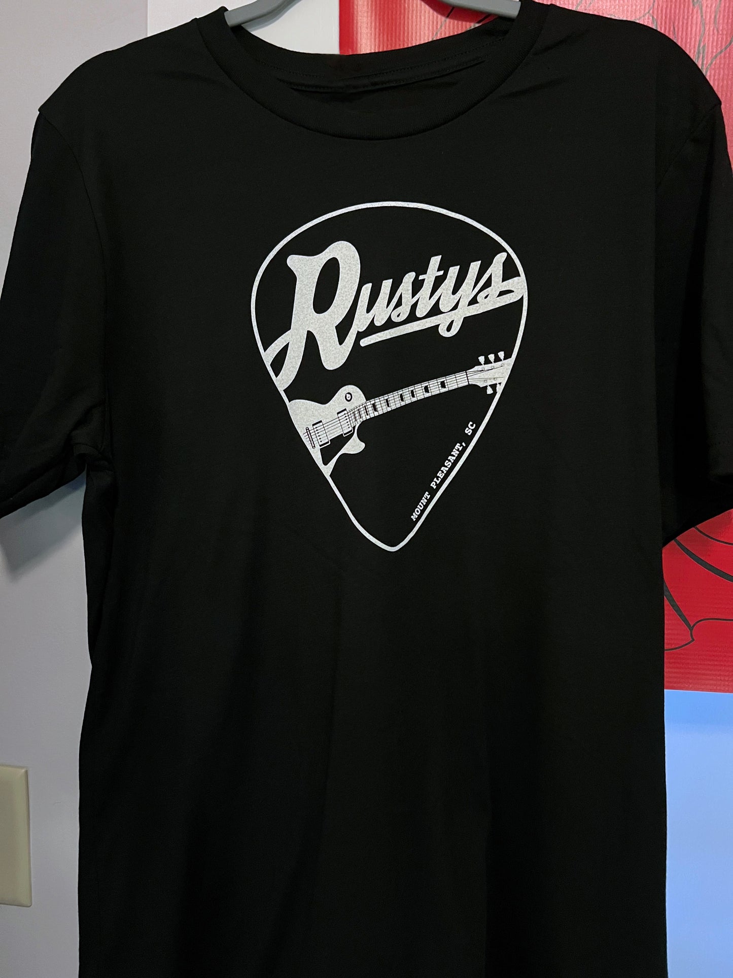 Rustys's Guitar Pick T-Shirt - Black