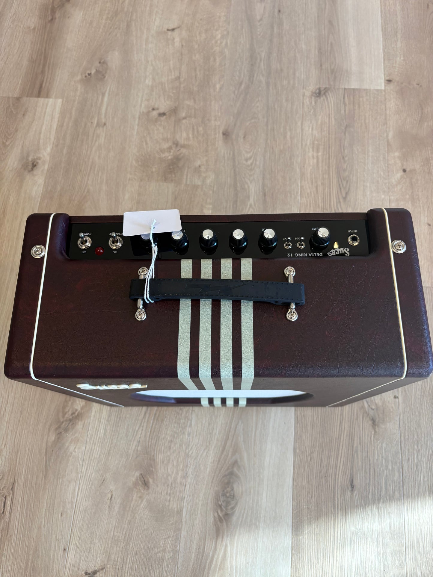 Supro Delta King 12" Burgundy