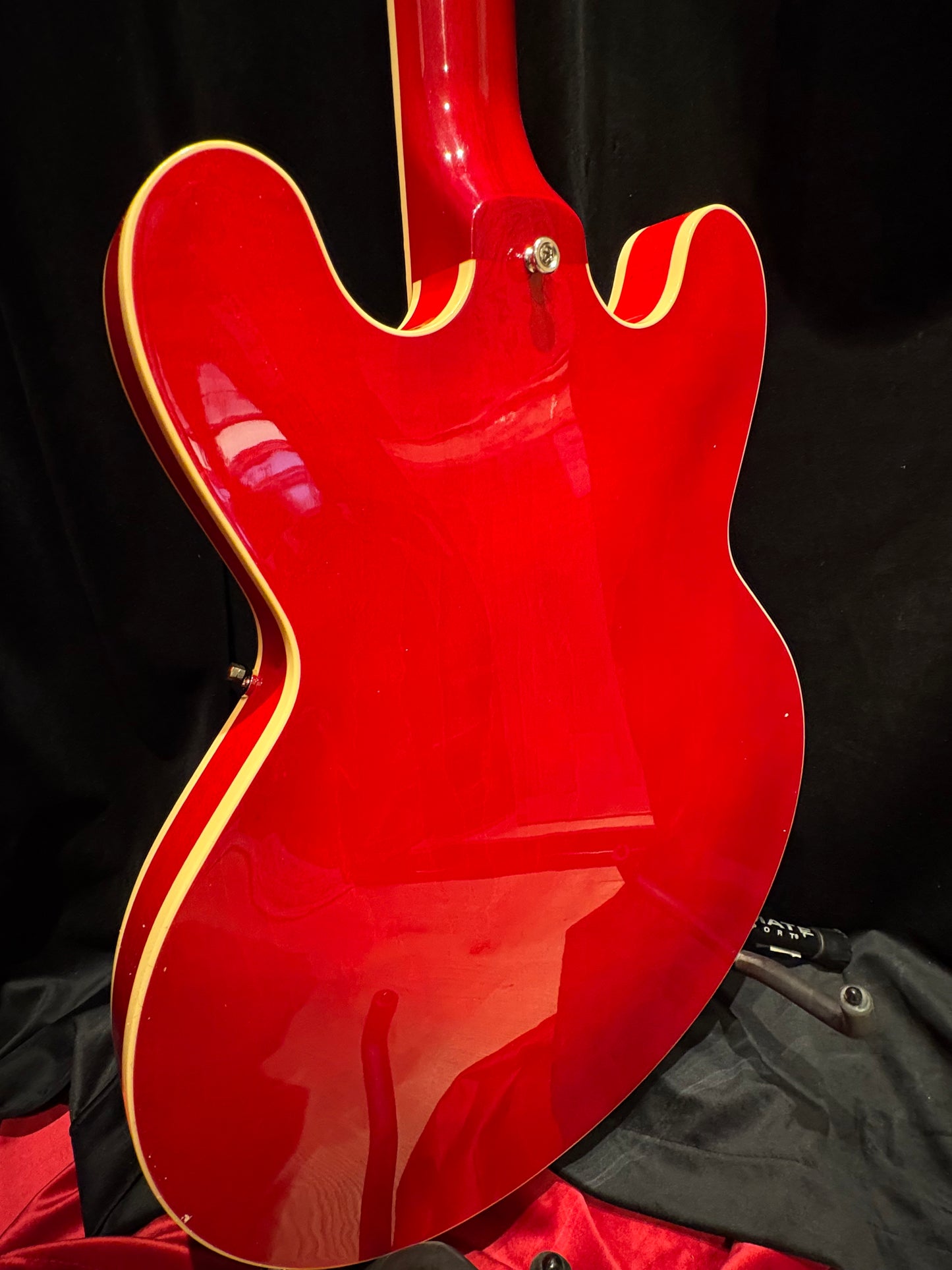 Heritage H-530 Cherry