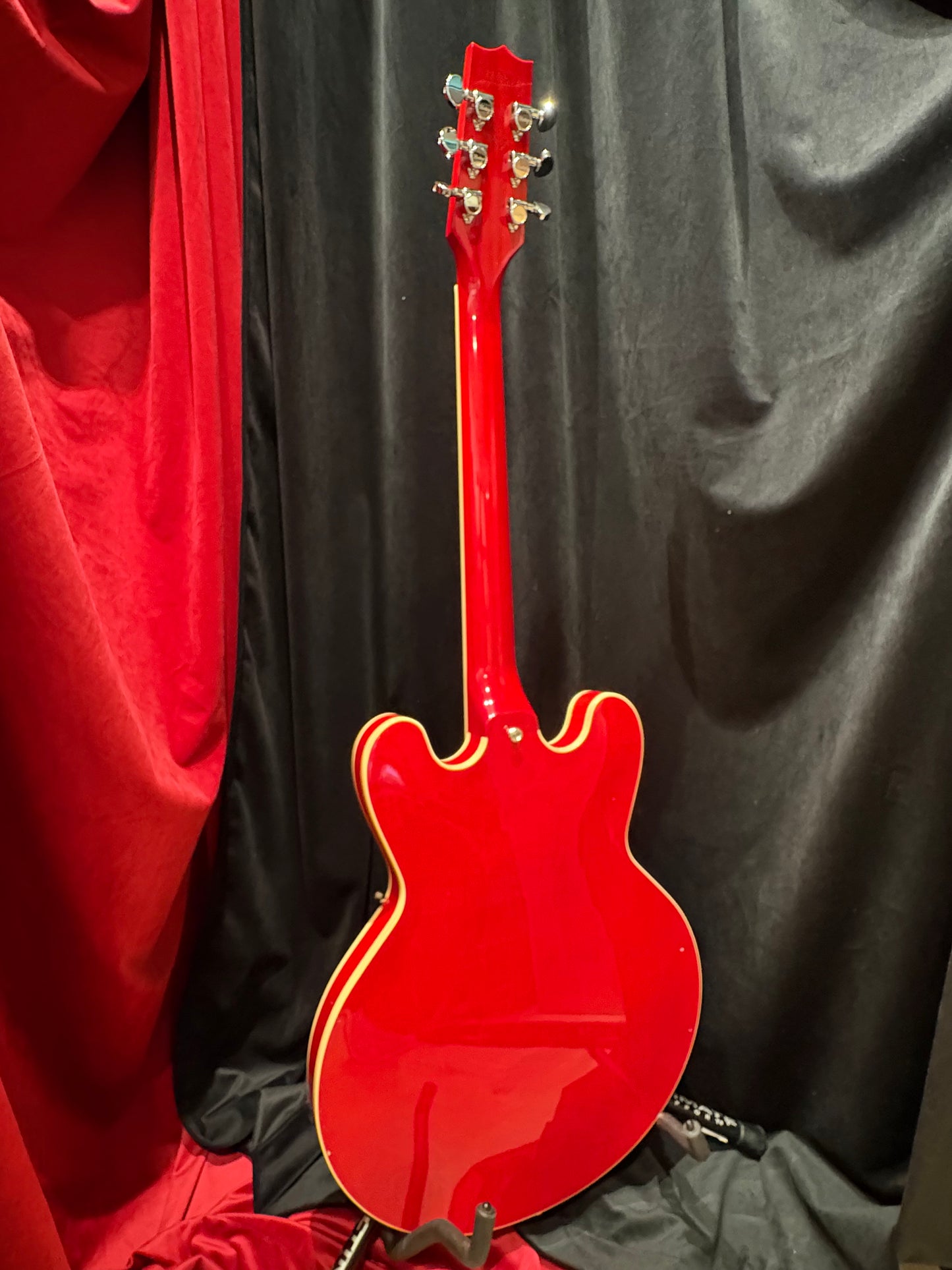 Heritage H-530 Cherry
