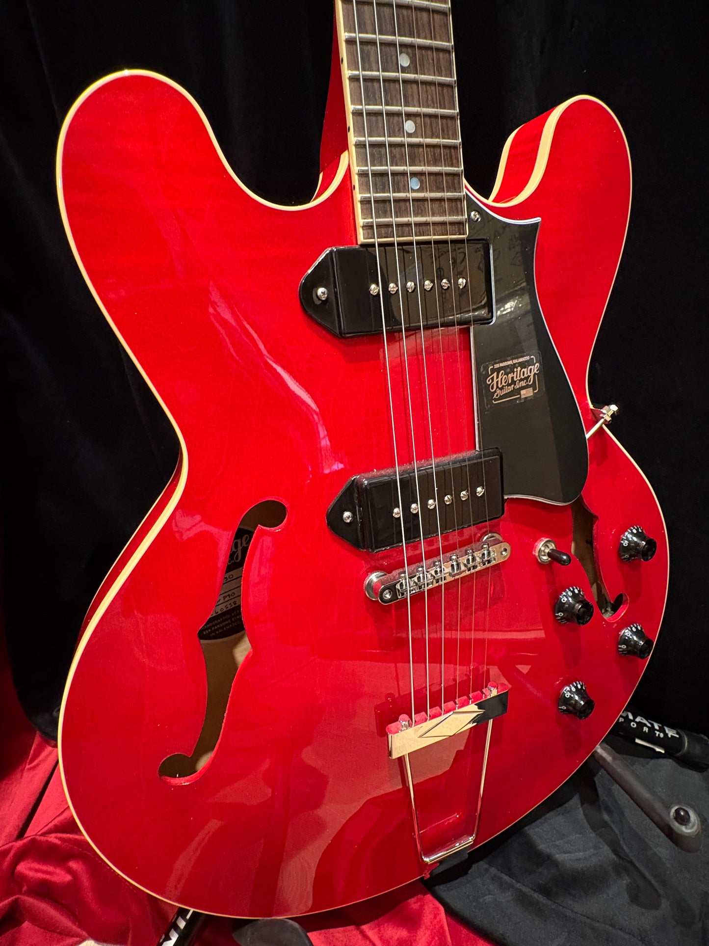 Heritage H-530 Cherry