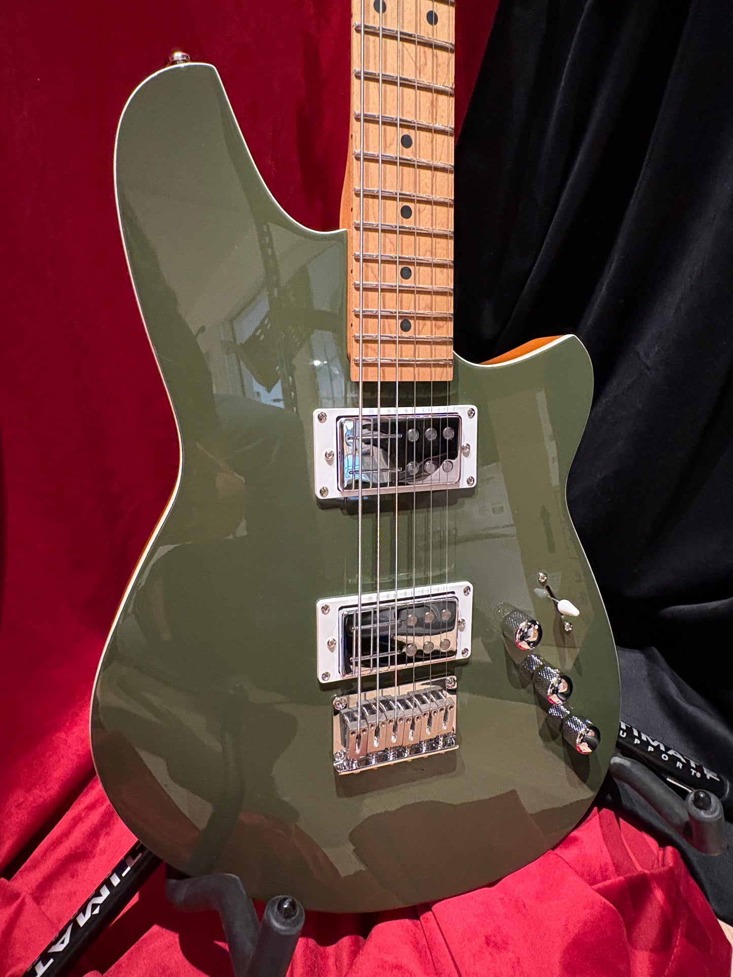 Reverend Descent Baritone Army Green
