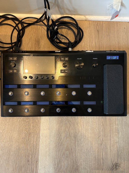 USED Line 6 Helix Floor Unit with Gig Bag