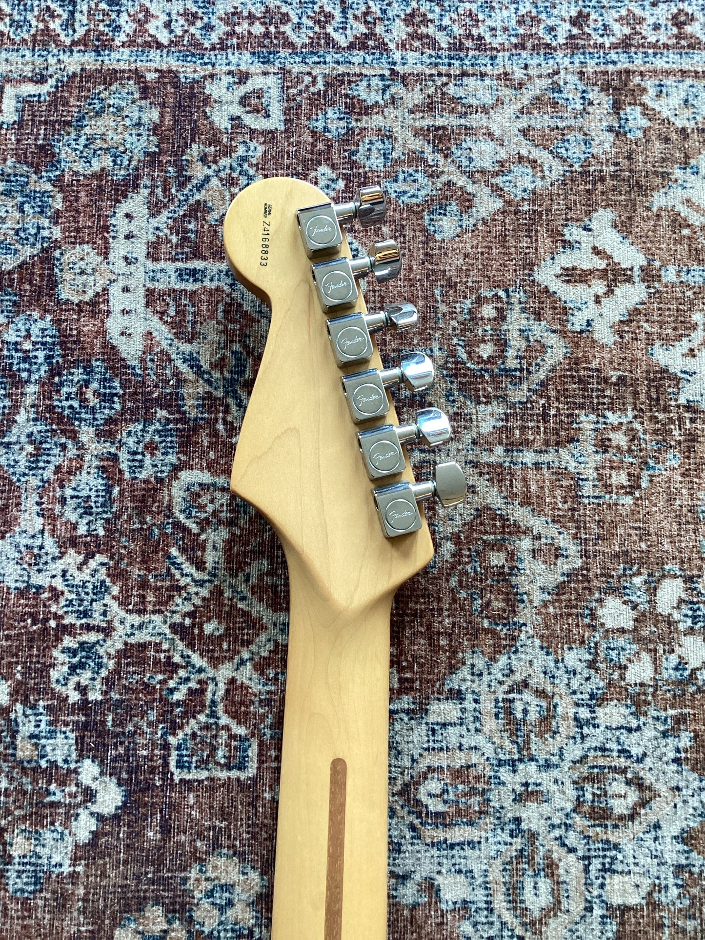 USED Fender Stratocaster MIA 2004