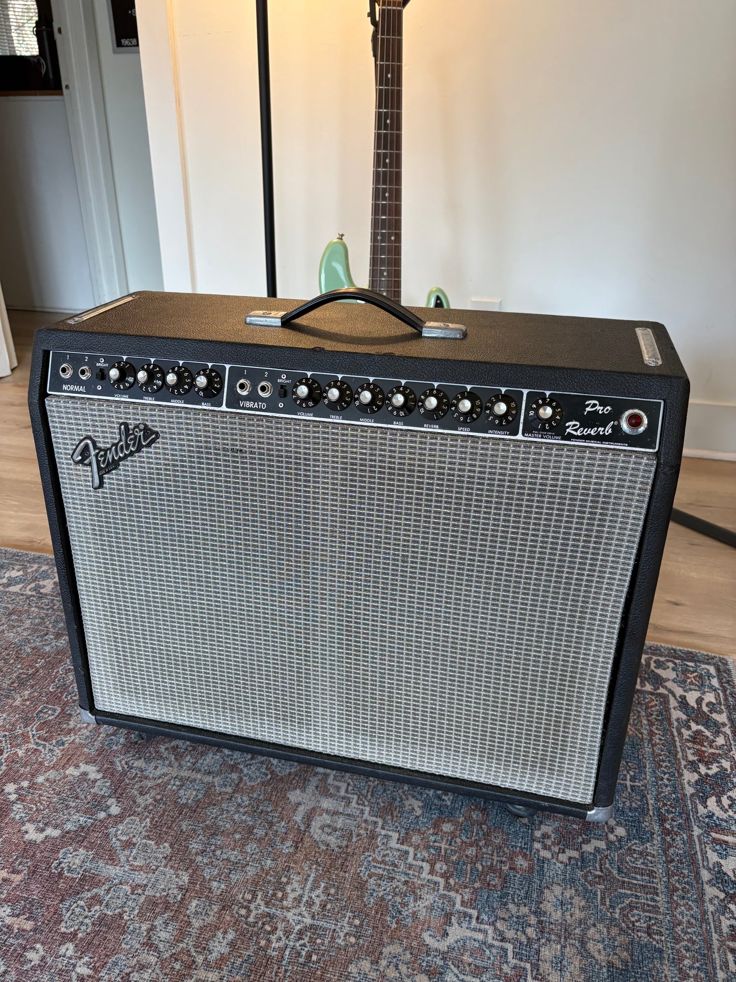 USED 1981 Fender Pro Reverb Amp