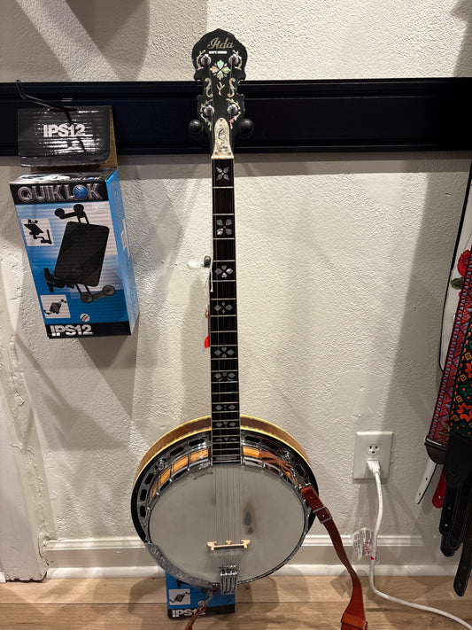 Used IIRA Banjo
