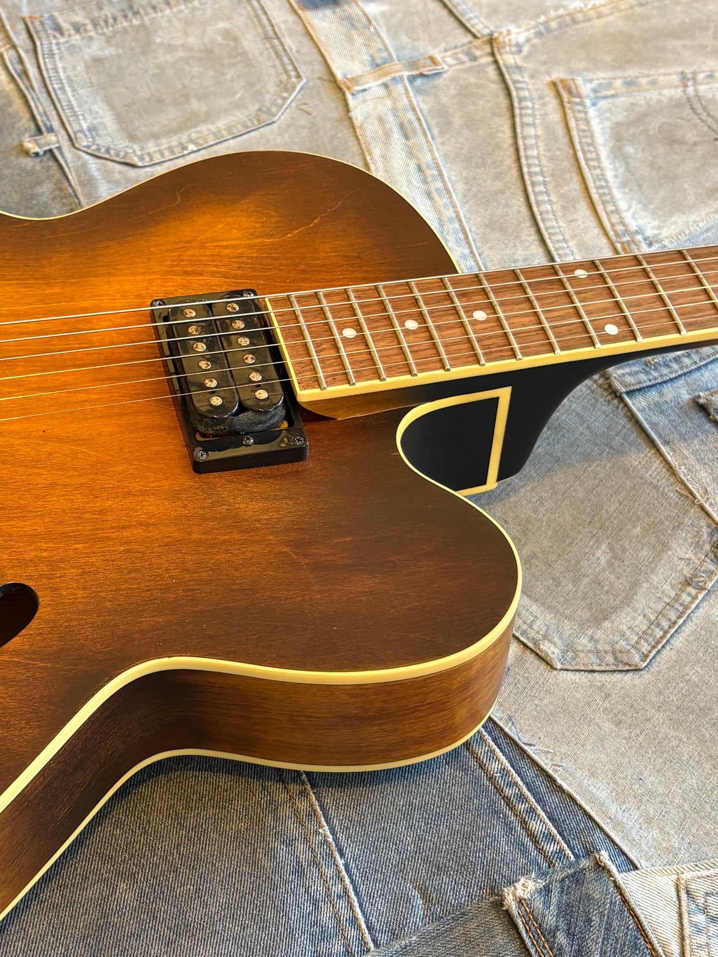 USED Ibanez Artcore Hollowbody*