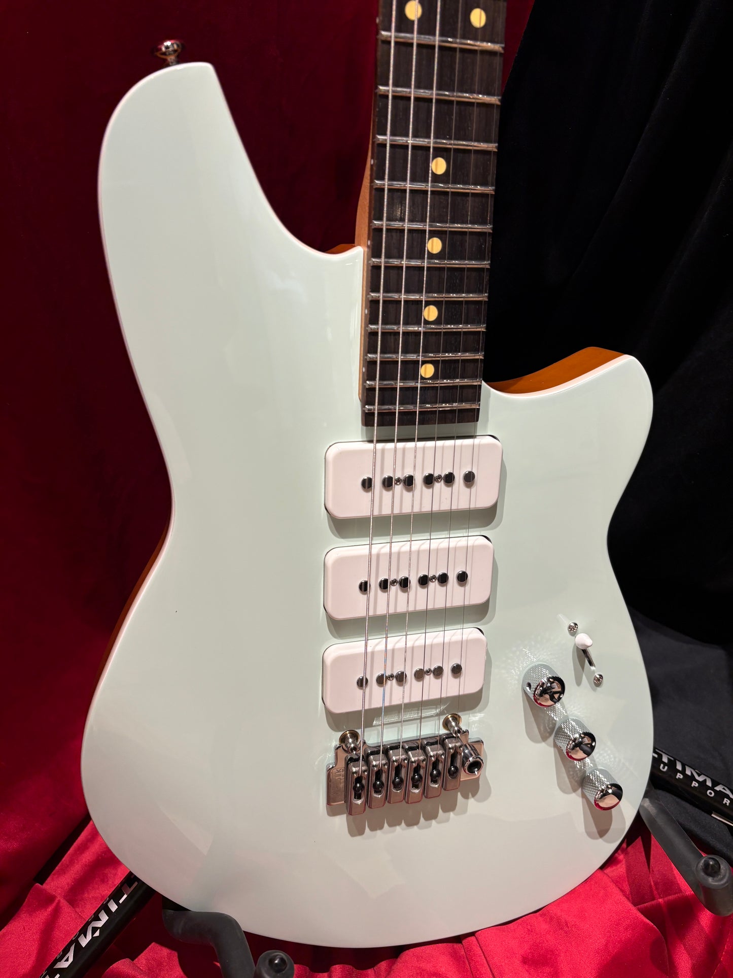Reverend Kingbolt 390 Iconic Blue