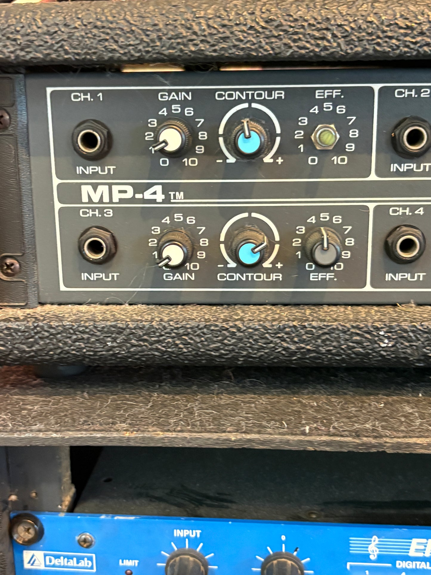 USED Peavey Mark III Series Mixing Amp MP-4