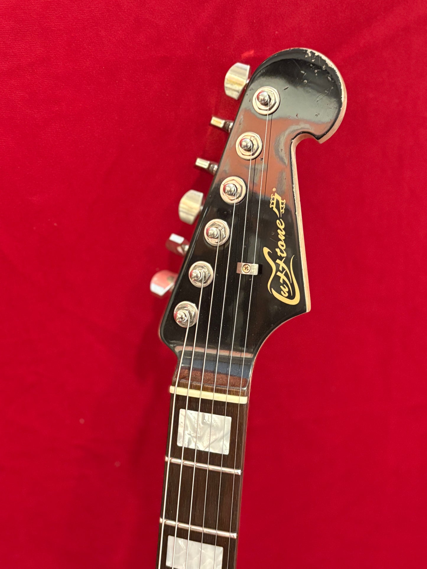 Luxxtone Calavera Gold Top #890